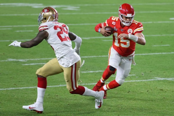 Chiefs de Kansas City y Ravens de Baltimore son los favoritos en la próxima campaña de la NFL