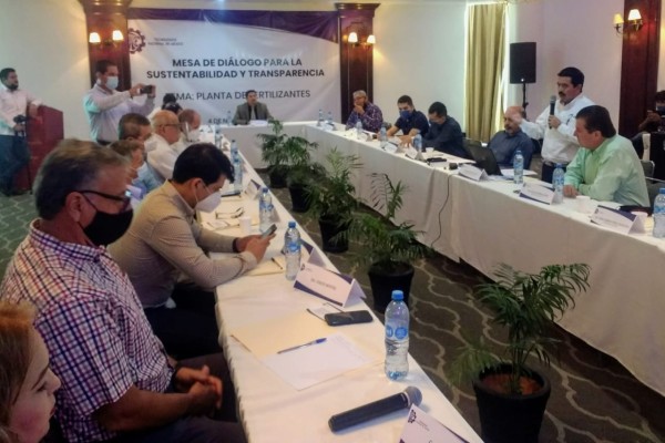 En Ahome realizan mesa de diálogo sobre planta de amoniaco