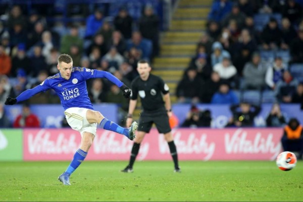 Leicester City rompe mala racha y se afianza en el tercer lugar de la Premier League