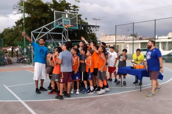 Emir Alejandro Audelo Andrade es director de la Academia de Baloncesto Pitbull’s.