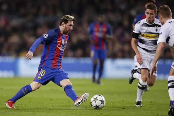 Gana Barcelona en la Champions League y termina como líder