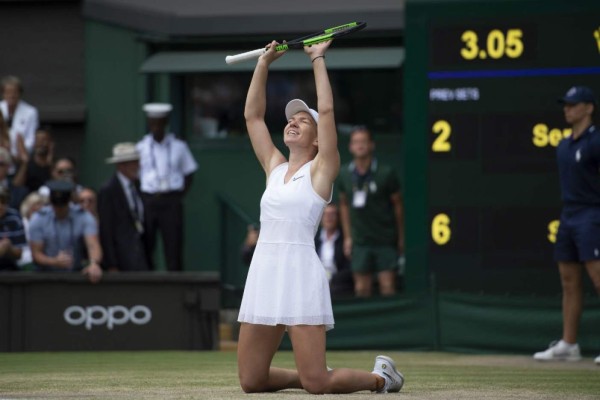 Simona Halep festeja su título. (Foto: @WTA)