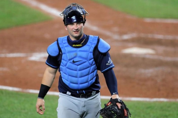 Mike Zunino vuelve a la acción.