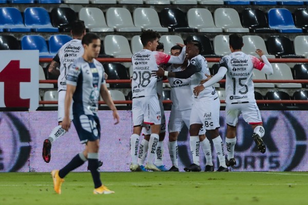 Los Zorros festejaron en el Estadio Hidalgo.