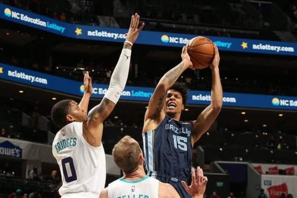 Ja Morant tuvo una gran noche.