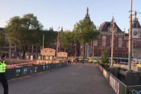 Arrollan a peatones en Ámsterdam, sin indicios de terrorismo