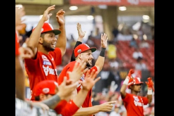 Venados de Mazatlán arranca complicada serie en Los Mochis ante Cañeros