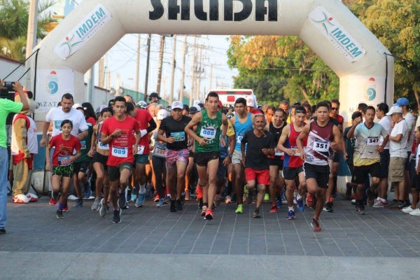Desde el arranque Juan de Dios Leyva salió decidido a tomar la punta de la carrera.