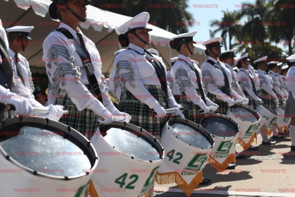 Muestran su clase en Encuentro Estatal del Cobaes