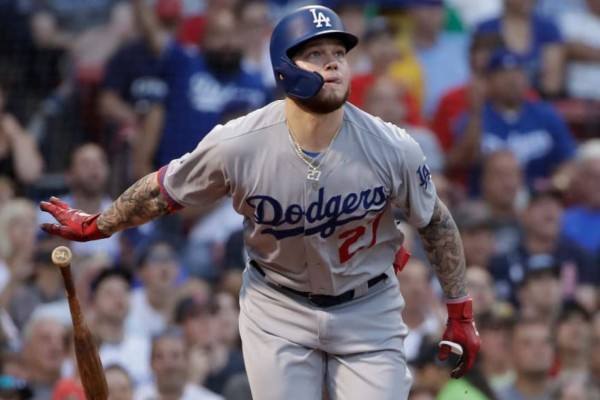 Alex Verdugo podría perderse el Día Inaugural por lesión en la espalda