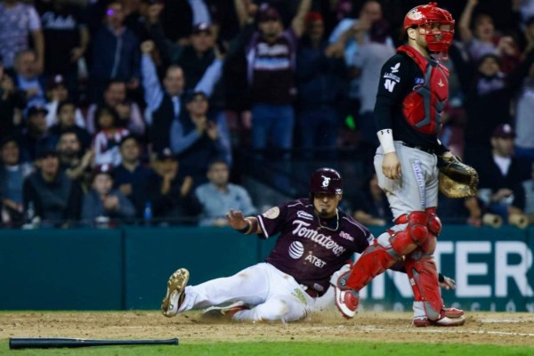 Tomateros de Culiacán vence a Venados de Mazatlán y se pone a dos triunfos del campeonato