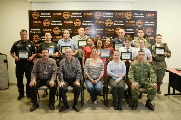 Las distintas instituciones premiadas.