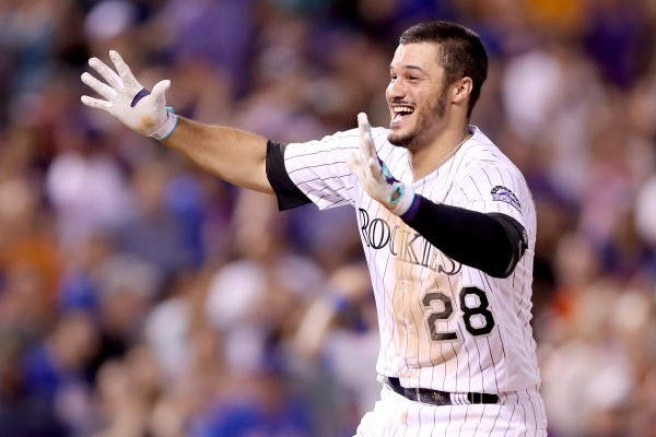 Nolan Arenado establece récord en la Gran Carpa.