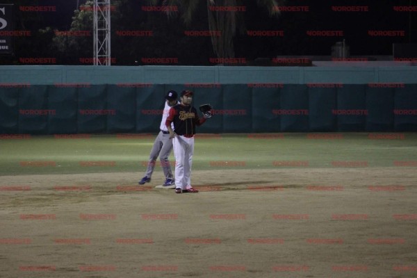 Tortería mantuvo la calma y derrotó a Belarq Arquitectos para tomar ventaja en la Elite B del Softbol Municipal.