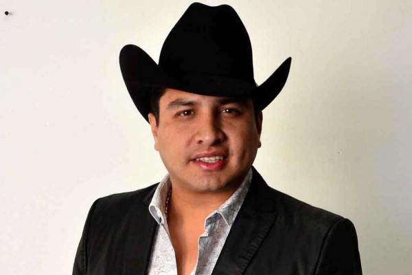 ¡Y que nominan a Julión a los Grammy americanos!