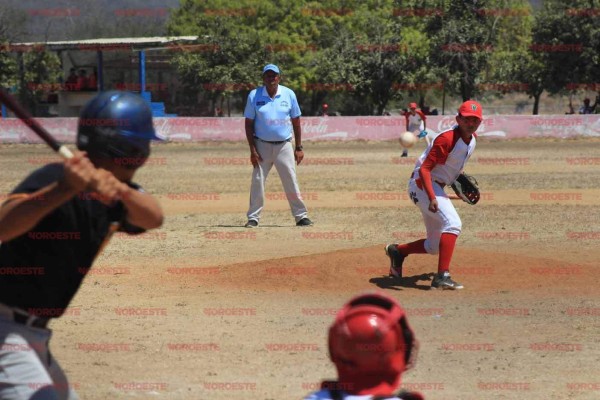 Dominan la Mazatlán y el Muralla en beisbol infantil