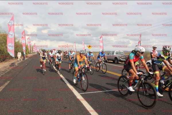 Ciclistas de todo Sinaloa estrenan ruta en sur de Mazatlán
