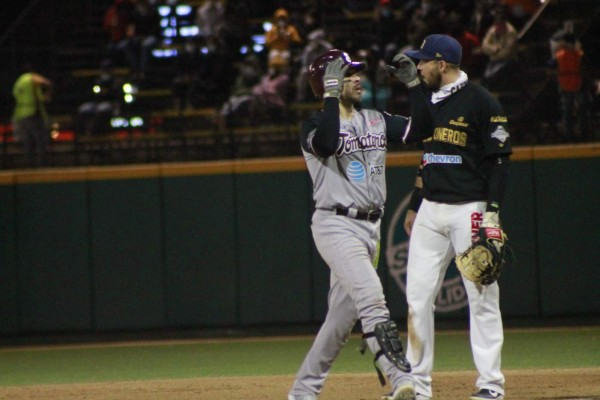 La ofensiva de Tomateros poco pudo hacer en el segundo juego.