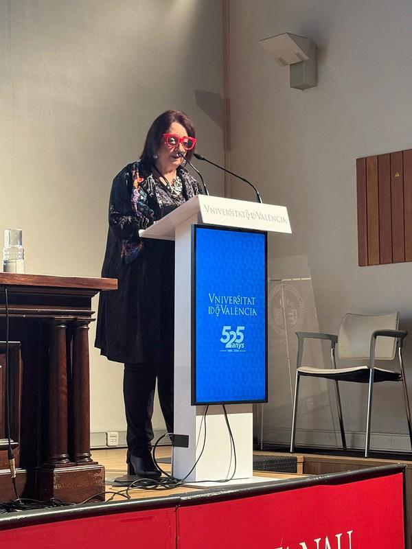 $!Marisol Schulz destacó que en la FIL creen en el poder transformador de la lectura de ahí que se sumen a la reconstrucción de la vida cultural en Valencia.