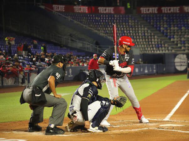 $!Venados de Mazatlán alarga su racha triunfadora a cinco juegos al vencer 7-6 a Sultanes
