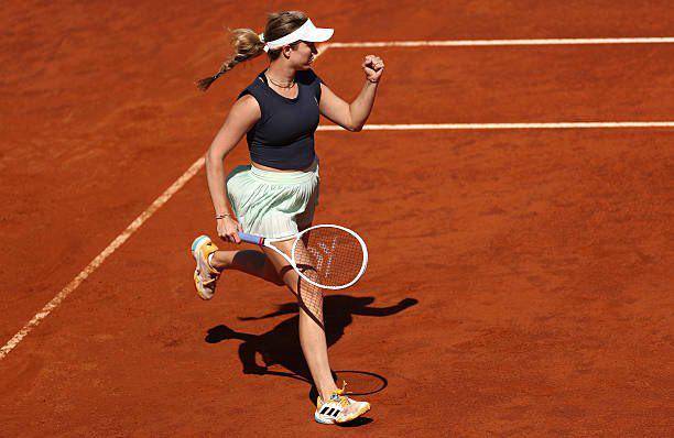 Danielle Collins superó a Iga Swiatek en el torneo femenil del Masters de Roma.