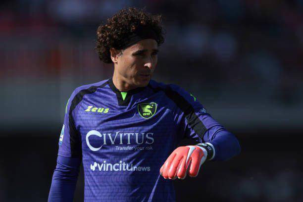 Guillermo Ochoa es, actualmente, el portero más goleado en la Temporada 2023-2024 de la Serie A.