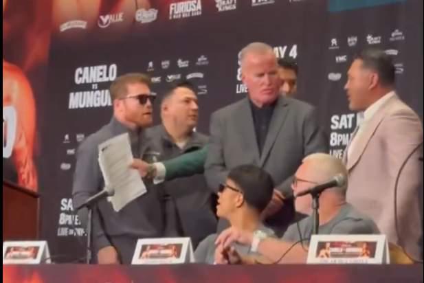 ¡Canelo casi se va a los golpes con Óscar de la Hoya!