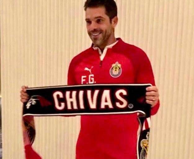 Fernando Gago llegó a Guadalajara pero fue ‘escondido’ por Chivas