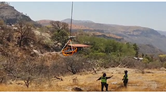 La Fiscalía de Jalisco encontró cuerpos en una barranca ubicada en la colonia Mirador Escondido, en Zapopan.