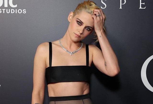 Kristen Stewart anuncia su compromiso con Dylan Meyer