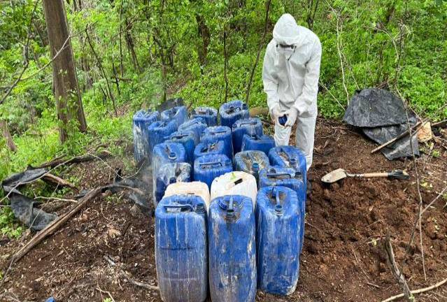 Elementos de la Defensa Nacional realizaron operativos en diferentes puntos del municipio de Cosalá, en donde incautaron un laboratorio clandestino.