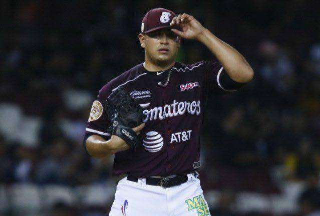 Manny Bañuelos.
