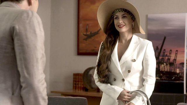 Si yo salí de una persona que todos querían, ¿por qué tú no?, dice Aracely Arámbula en Tik tok