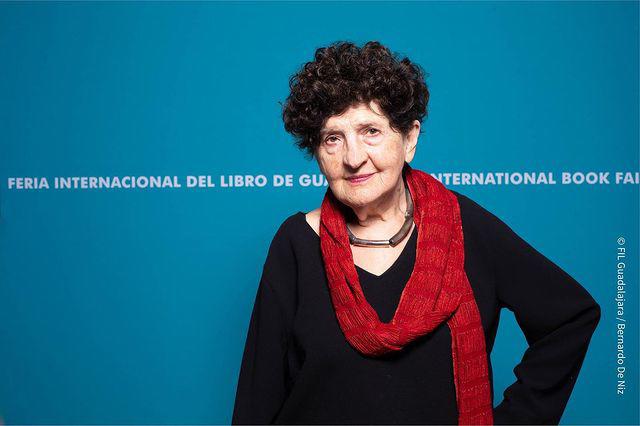 Gana Margo Glantz Premio ‘Carlos Fuentes’