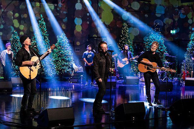 La banda irlandesa U2 se une a TikTok y estrena nueva canción que forma parte de la banda sonora de la película ‘Sing 2’.