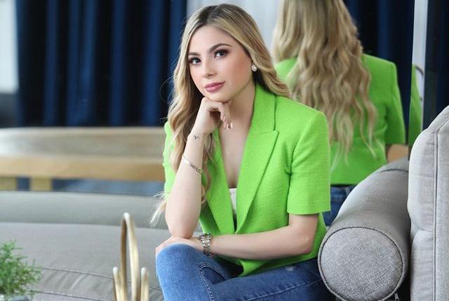 Hija de Valentín Elizalde conquista TikTok al compartir recuerdos de su padre