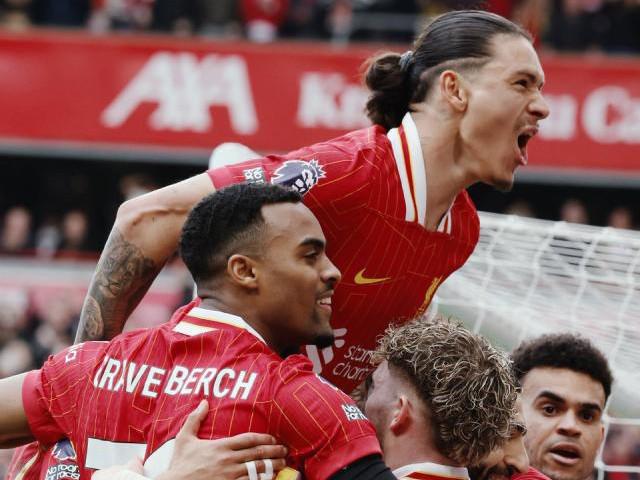 Darwin Núñez brilla en victoria del Liverpool contra Southampton