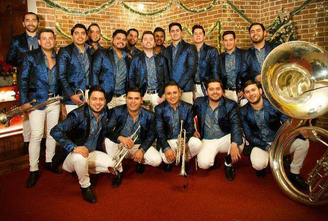 La Adictiva estrena sencillo escrito por Espinoza Paz
