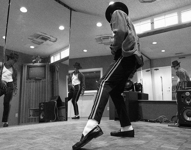 Película biográfica de Michael Jackson ya tiene protagonista; lanzan primera imagen