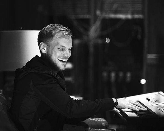 ‘Despiértenme cuando haya terminado’: el día que Avicii anunció que el alcohol y las giras iban a matarlo