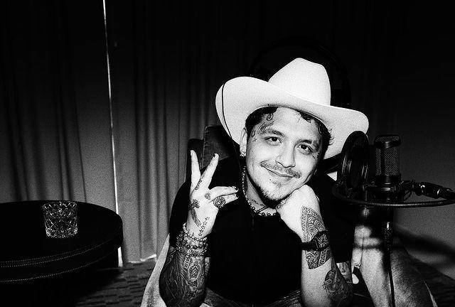 Este martes, el cantante Christian Nodal celebra 23 años de vida.