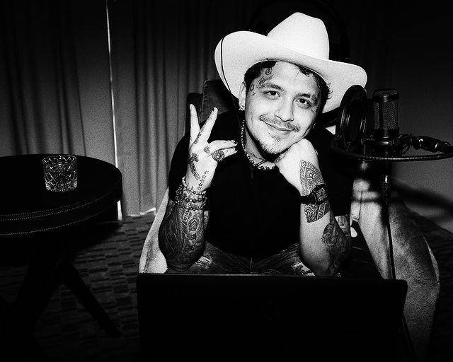 Christian Nodal está de fiesta, este martes cumple 23 años
