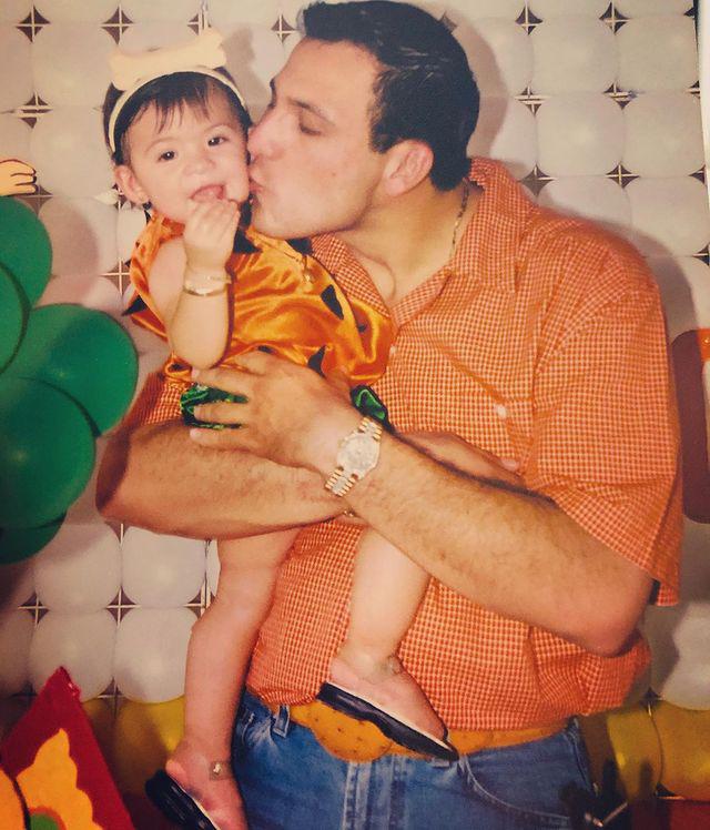 $!Hija de Valentín Elizalde conquista TikTok al compartir recuerdos de su padre