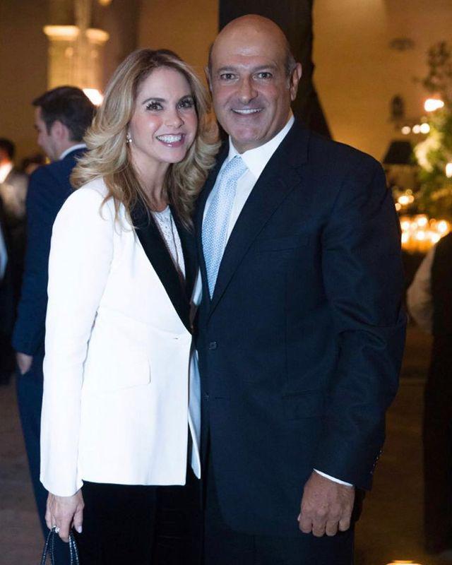 $!Lucero anuncia separación de Michel Kuri