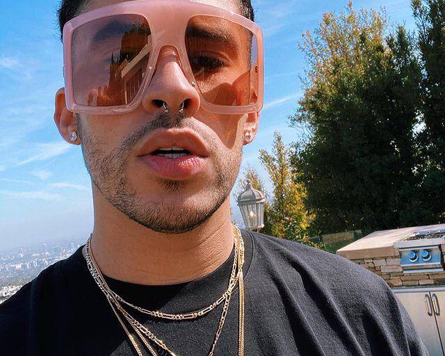 Bad Bunny estrena su nuevo tema... ¡y canta en japonés!