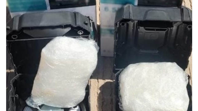 En el interior de las bocinas, la Guardia Nacional halló los paquetes de cristal en Culiacán.