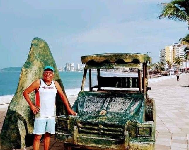 Muere el artista plástico Xosé Lamas
