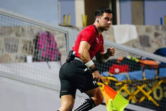 Aarón Gómez tiene más de 10 años en el arbitraje profesional.
