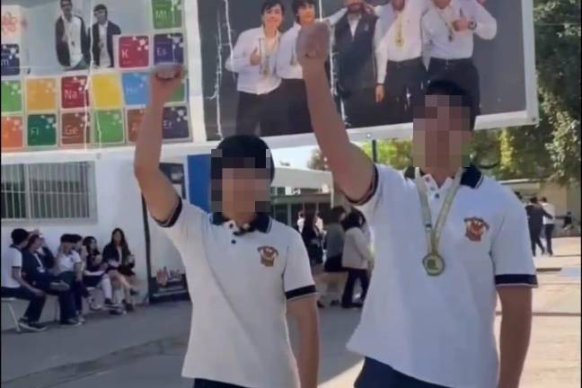 Alumnas de la UAS han sido vistos en videos y eventos promoviendo la reelección del Rector Jesús Madueña Molina.