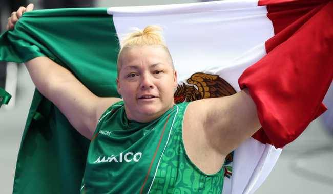 Rosa María Guerrero, medallista de paratletismo, durante su participación en París 2024.